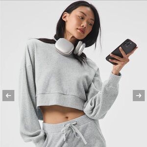 Alo Yoga Muse Hoodie